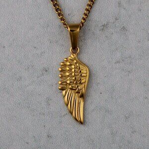 Gold Wing Pendant Chain Necklace